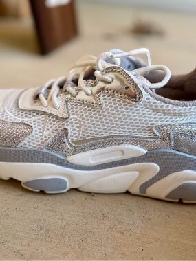 Women’s White Silver Rhinestone Chunky Sneakers Size 8.5